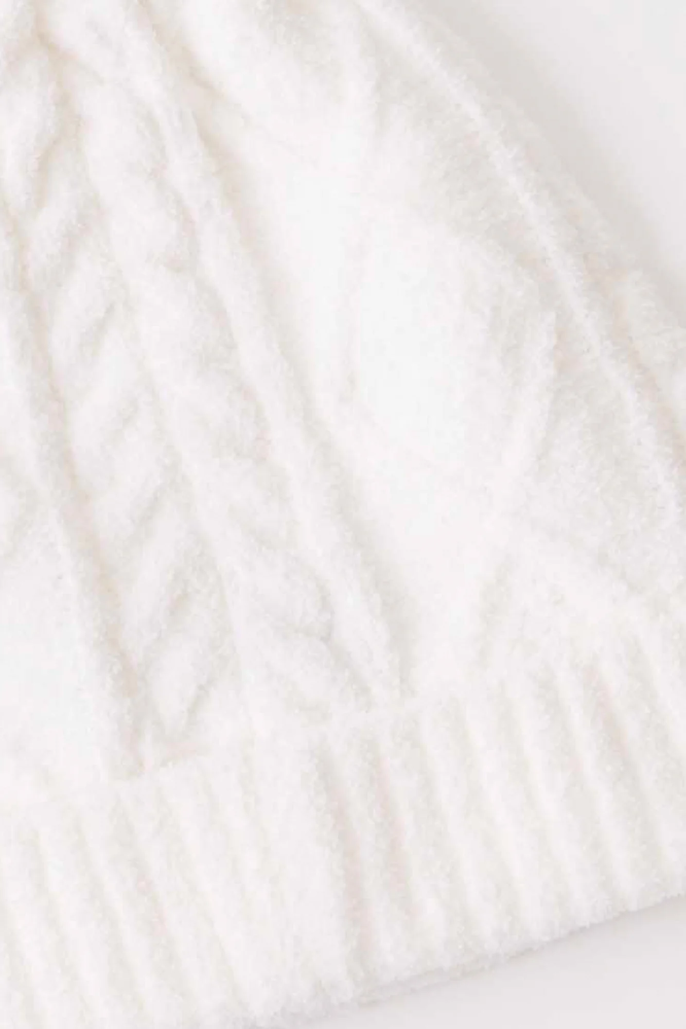 Chenile Cable Knit Beanie - Image 7