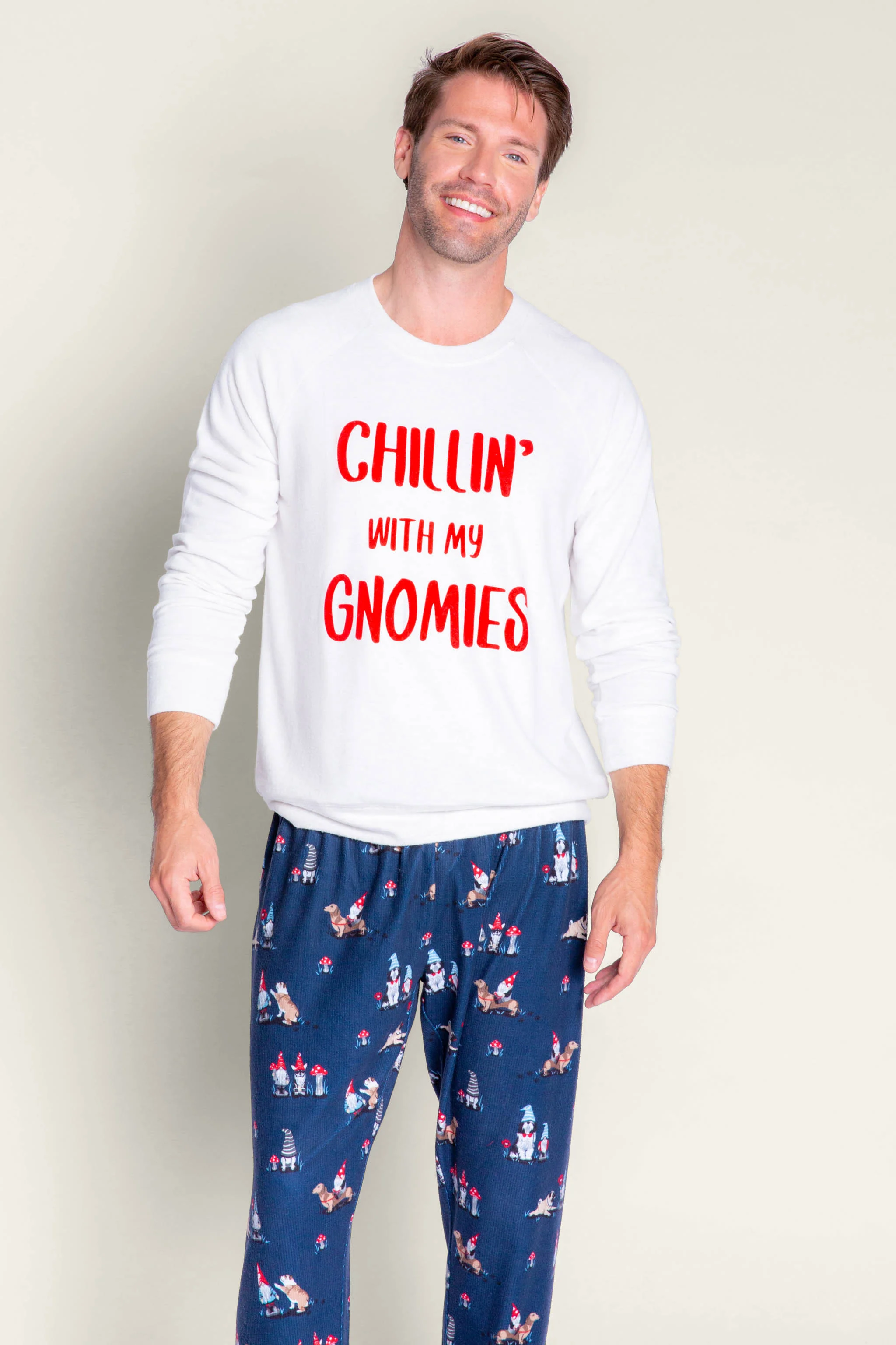 Chillin With My Gnomies Men's Long Sleeve Top - Image 4