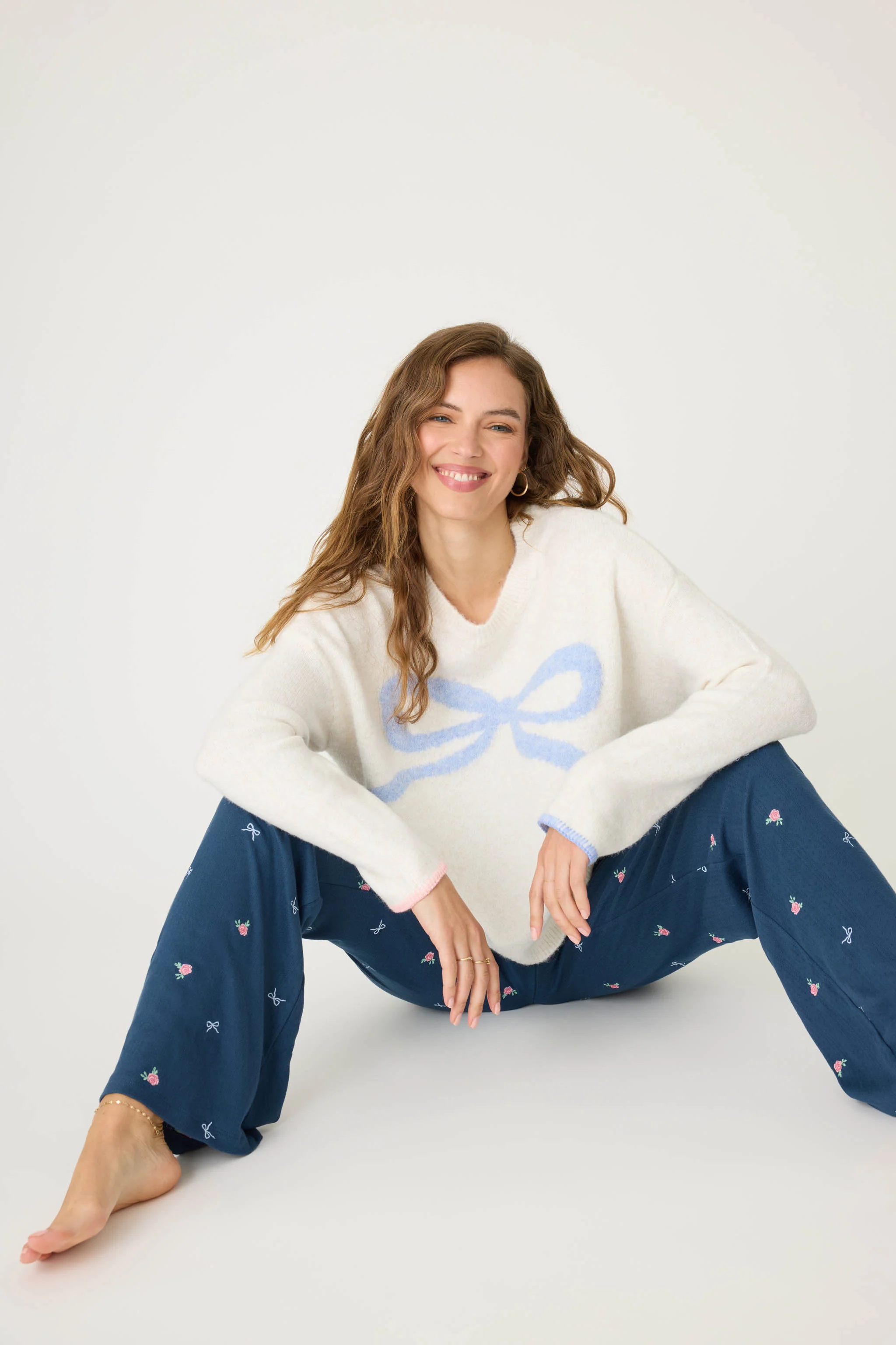 English Rose Bow Snuggle Sweater - Image 5