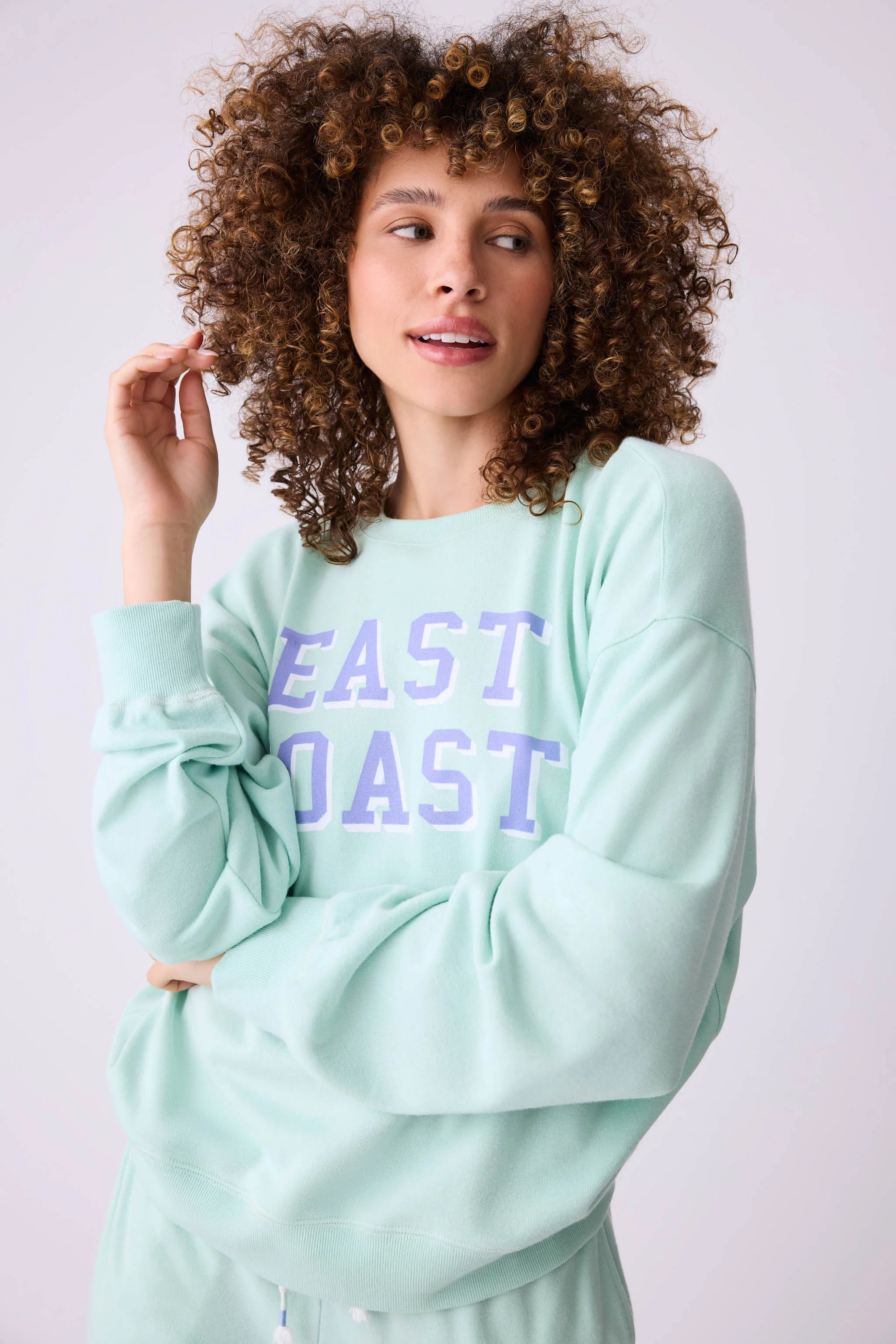 Home Base East Coast Graphic Fleece Jogger Set - Image 3