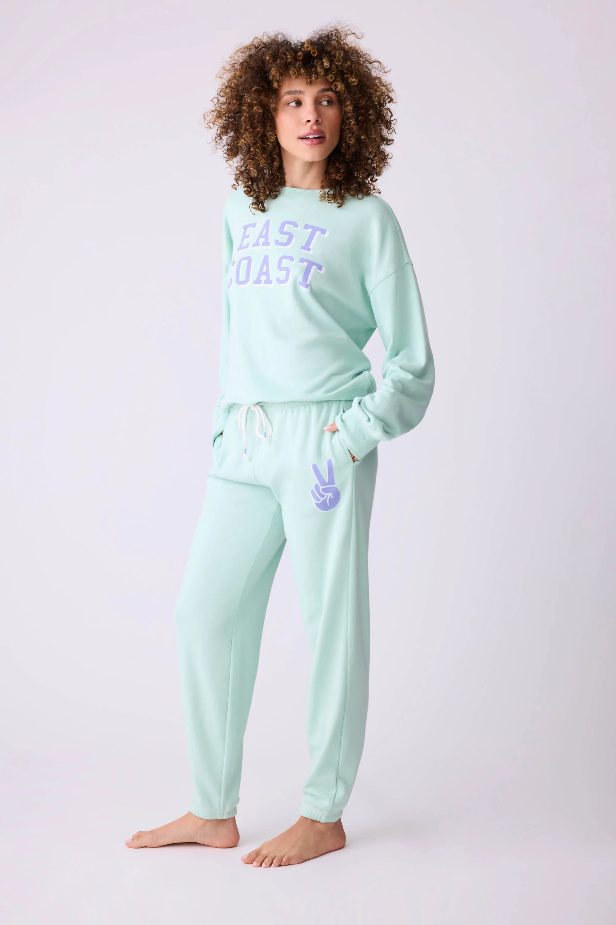 Home Base East Coast Graphic Fleece Jogger Set - Image 4