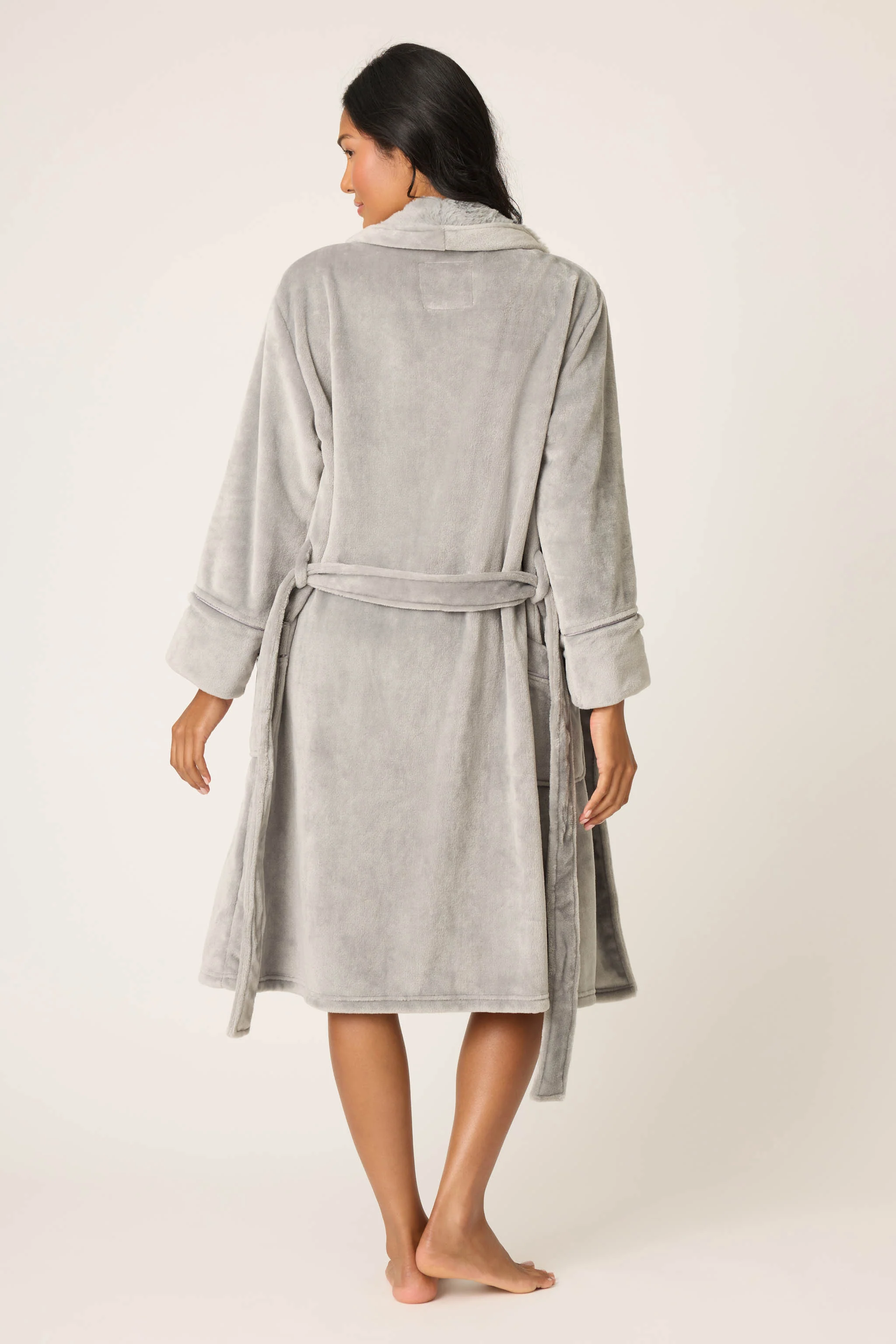 Luxe Plush Solid Frost Gray Robe - Image 4