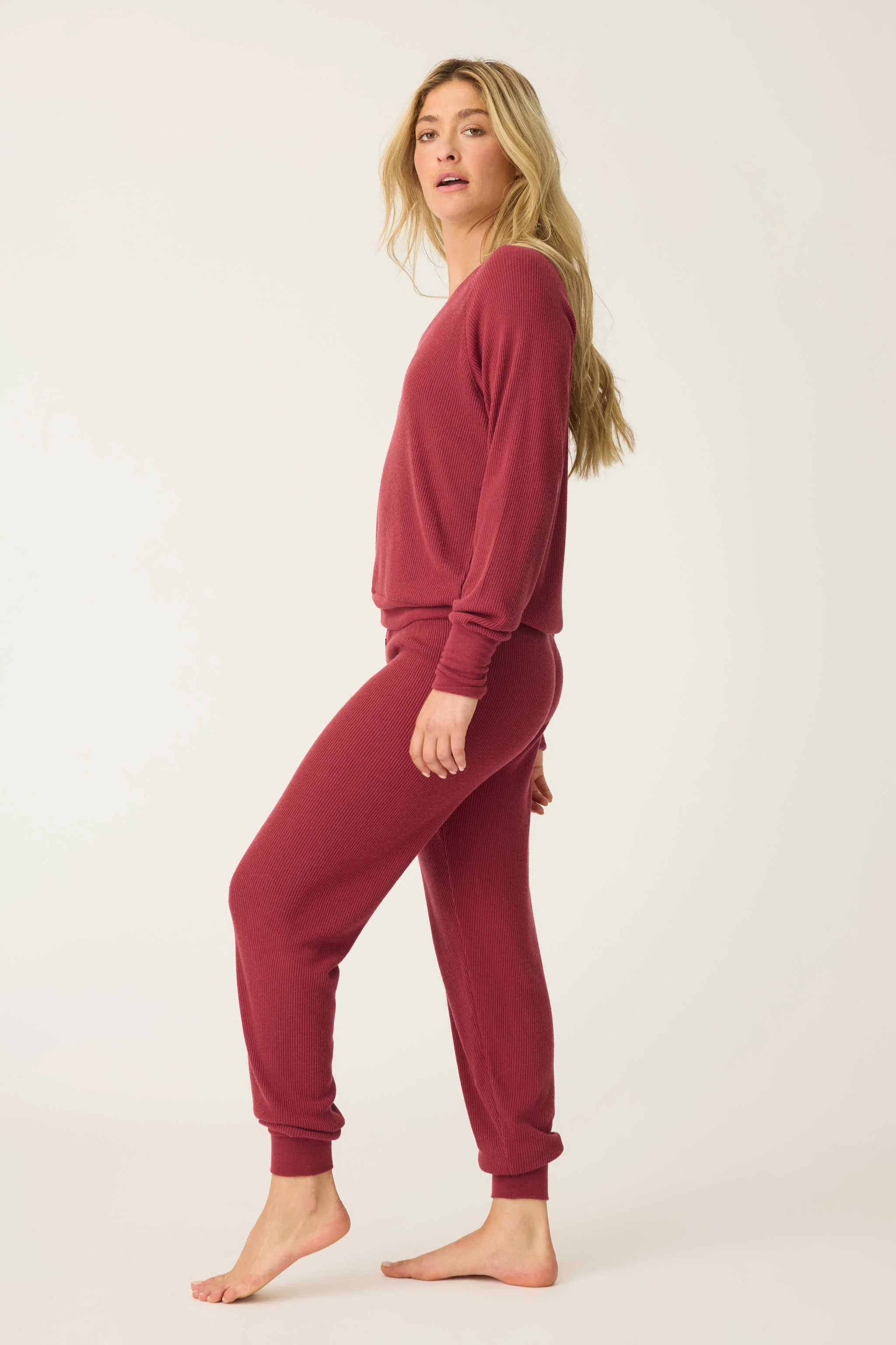 Textured Essentials Port Lounge Set - Image 5