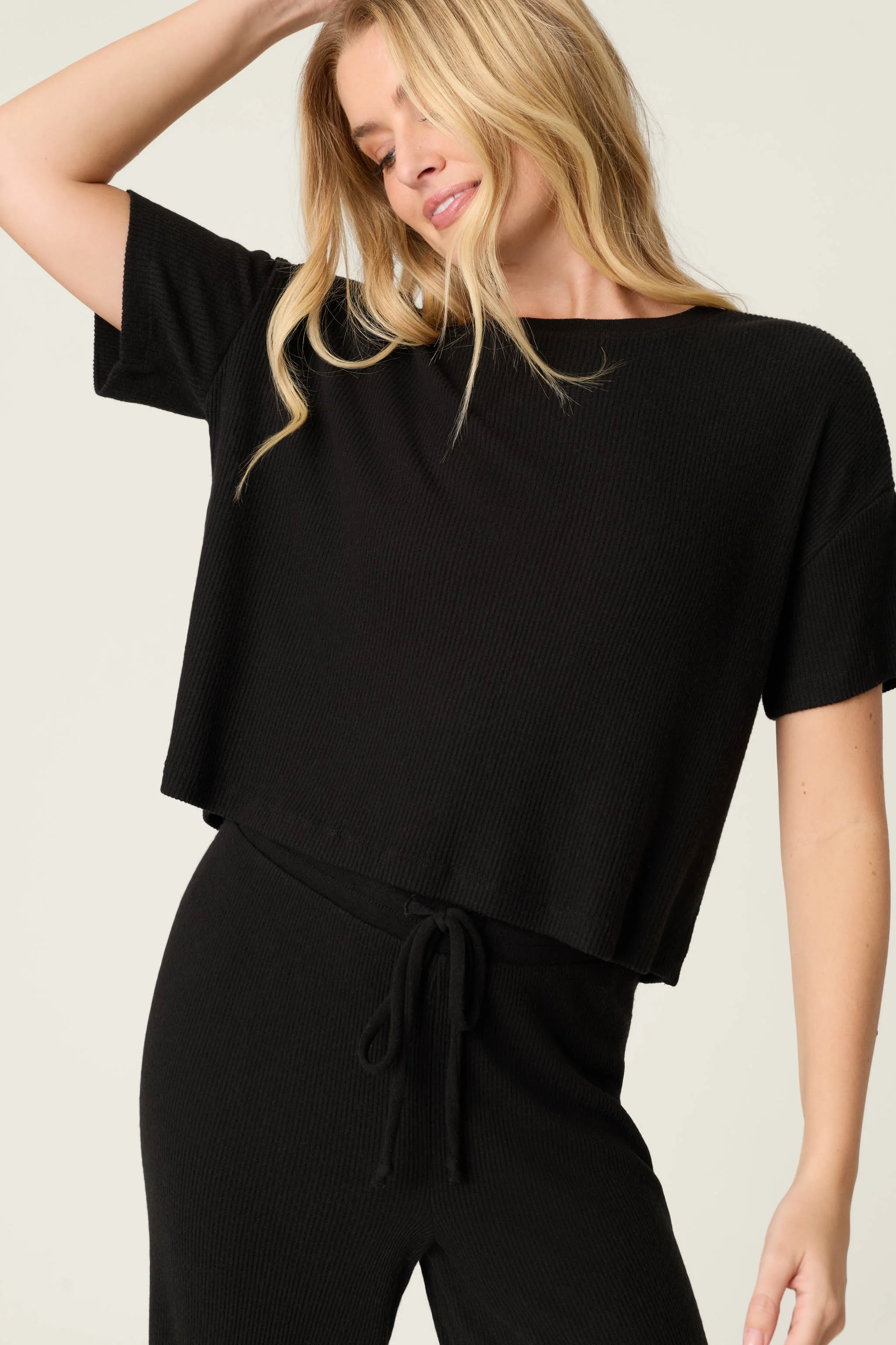 Textured Essentials Black Long Lounge Set - Image 3