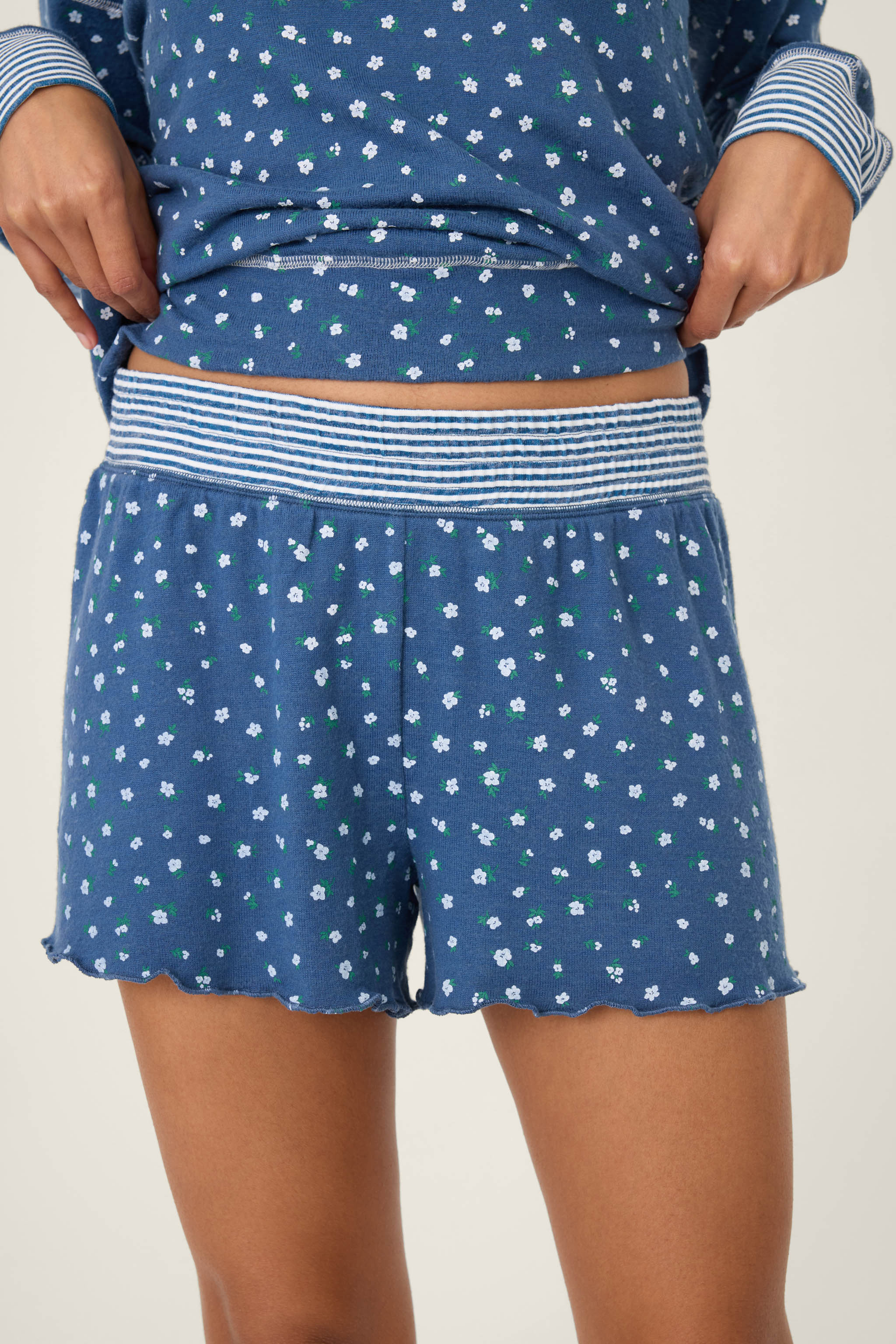 Cozy Life Ditsy Floral Shorts - Image 4