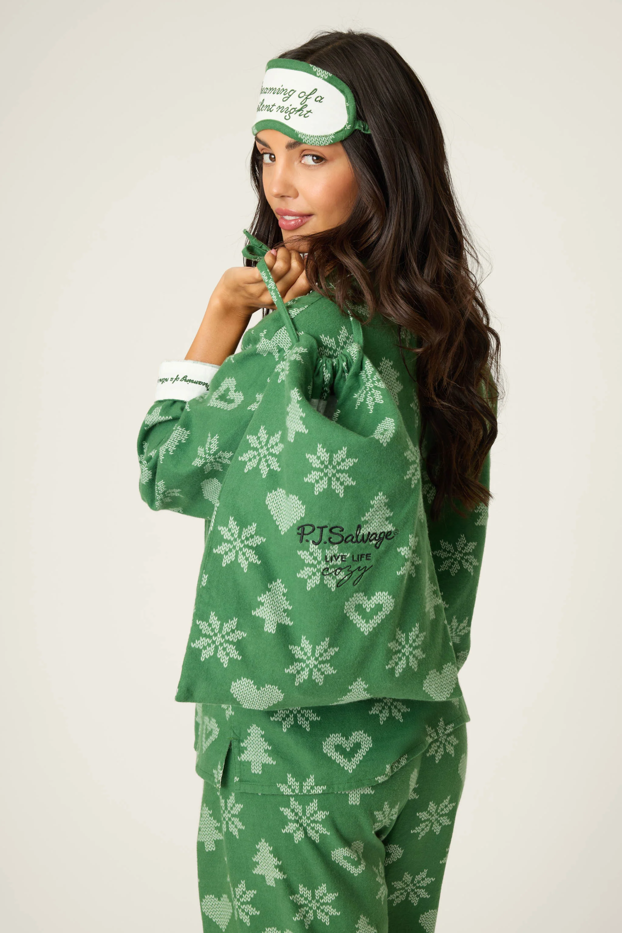 4-Piece Tree & Heart Print Flannel Gift Set - Image 5