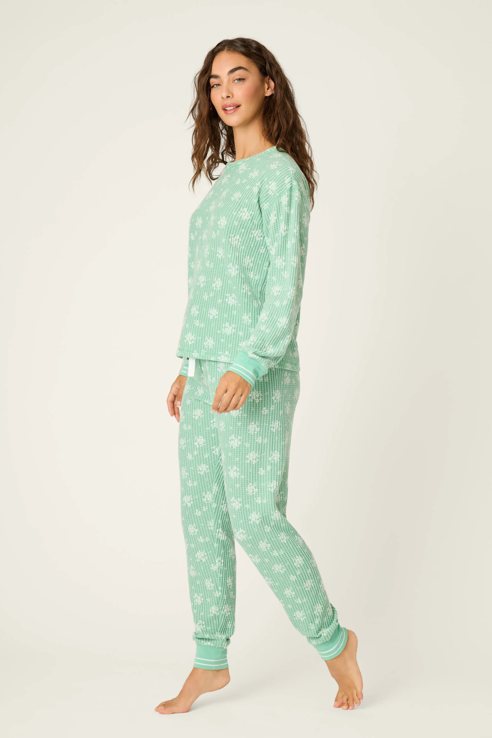 3-Piece Snowflake Print Thermal Velour PJ Set - Image 5