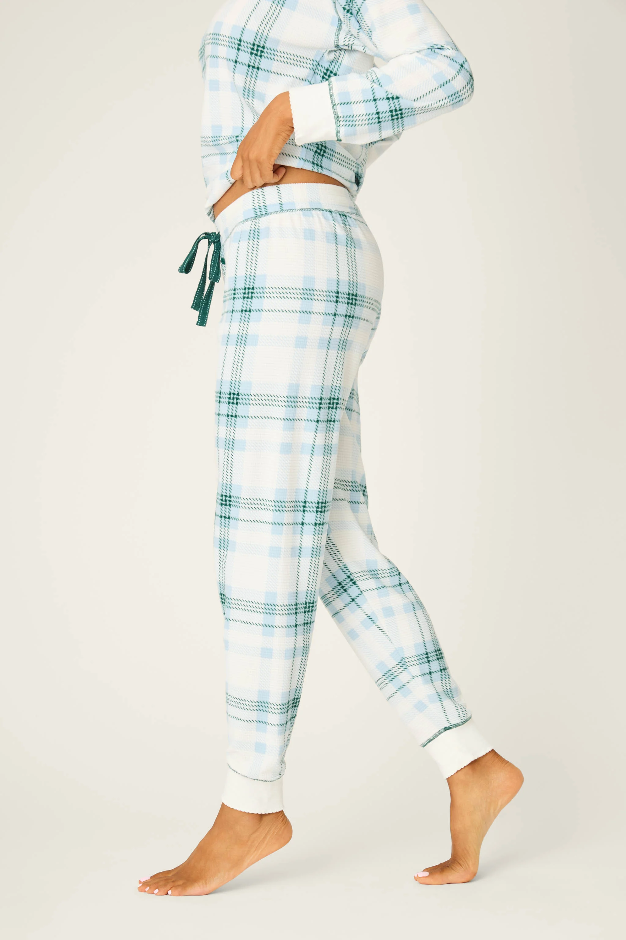 Winter Wonderland Plaid Thermal Velour Banded Pants - Image 5