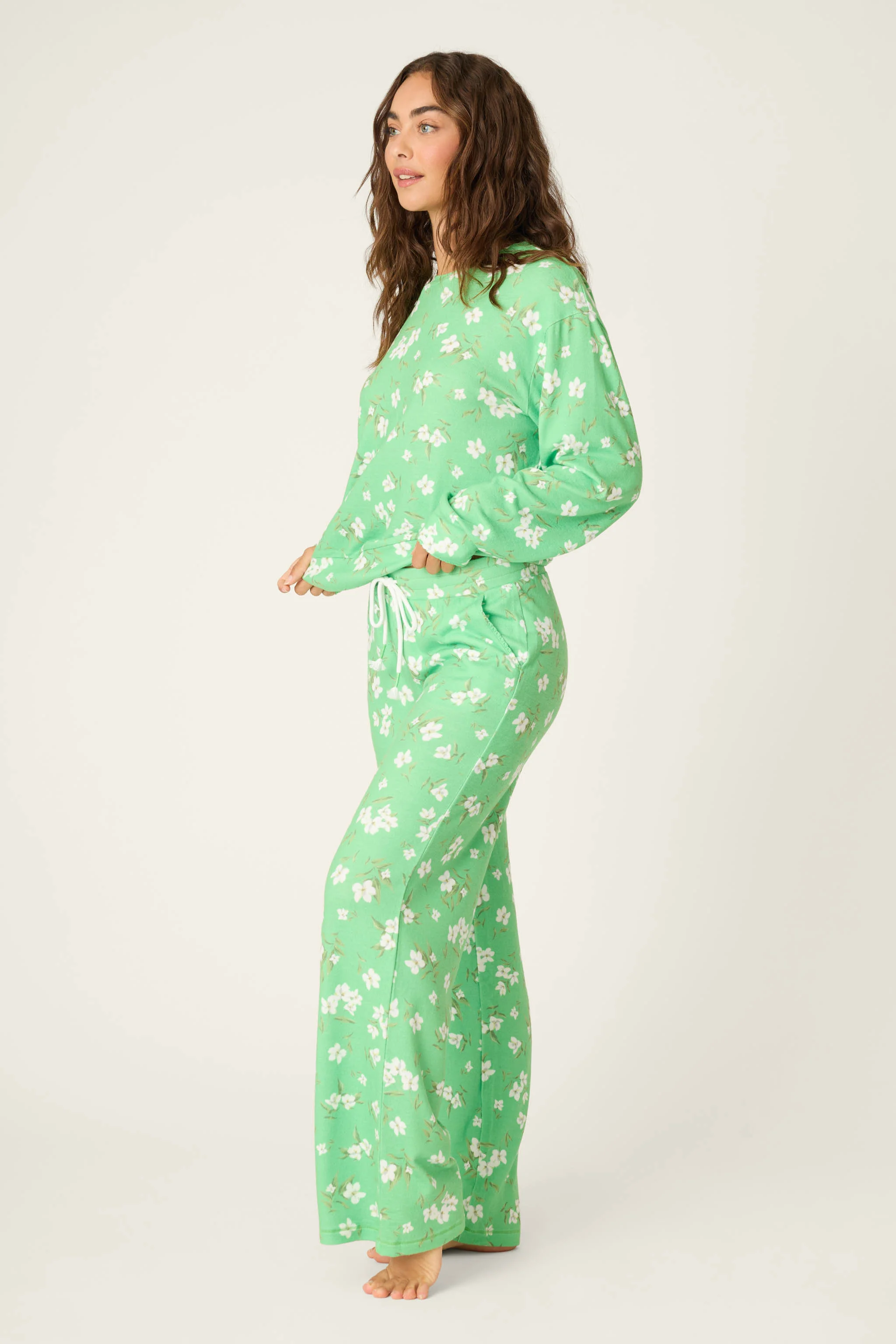 C'est La Vie Floral Print Lounge Set - Image 4