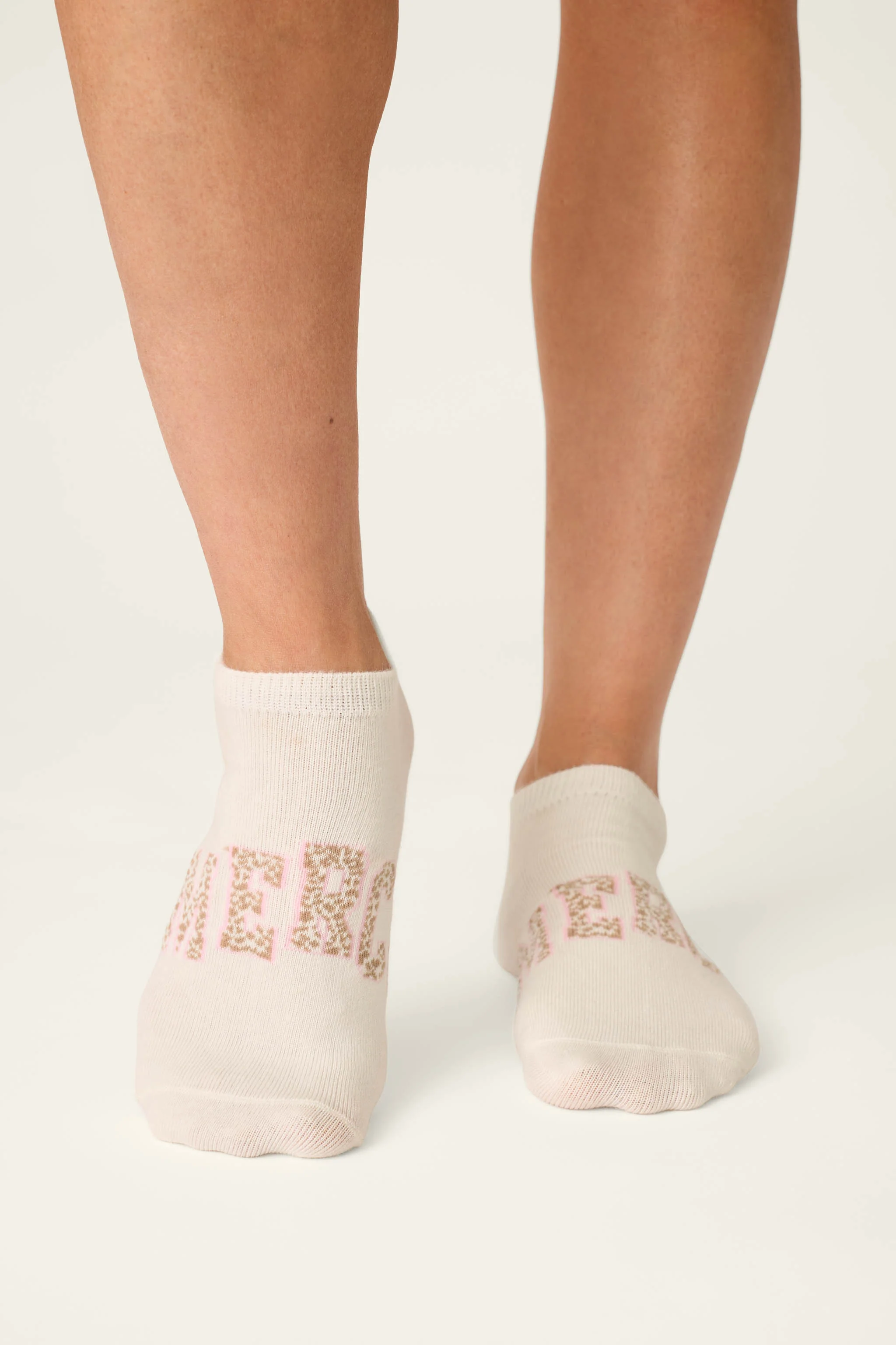 Luxe Leopard Dreams 3-Pack Ankle Socks - Image 3