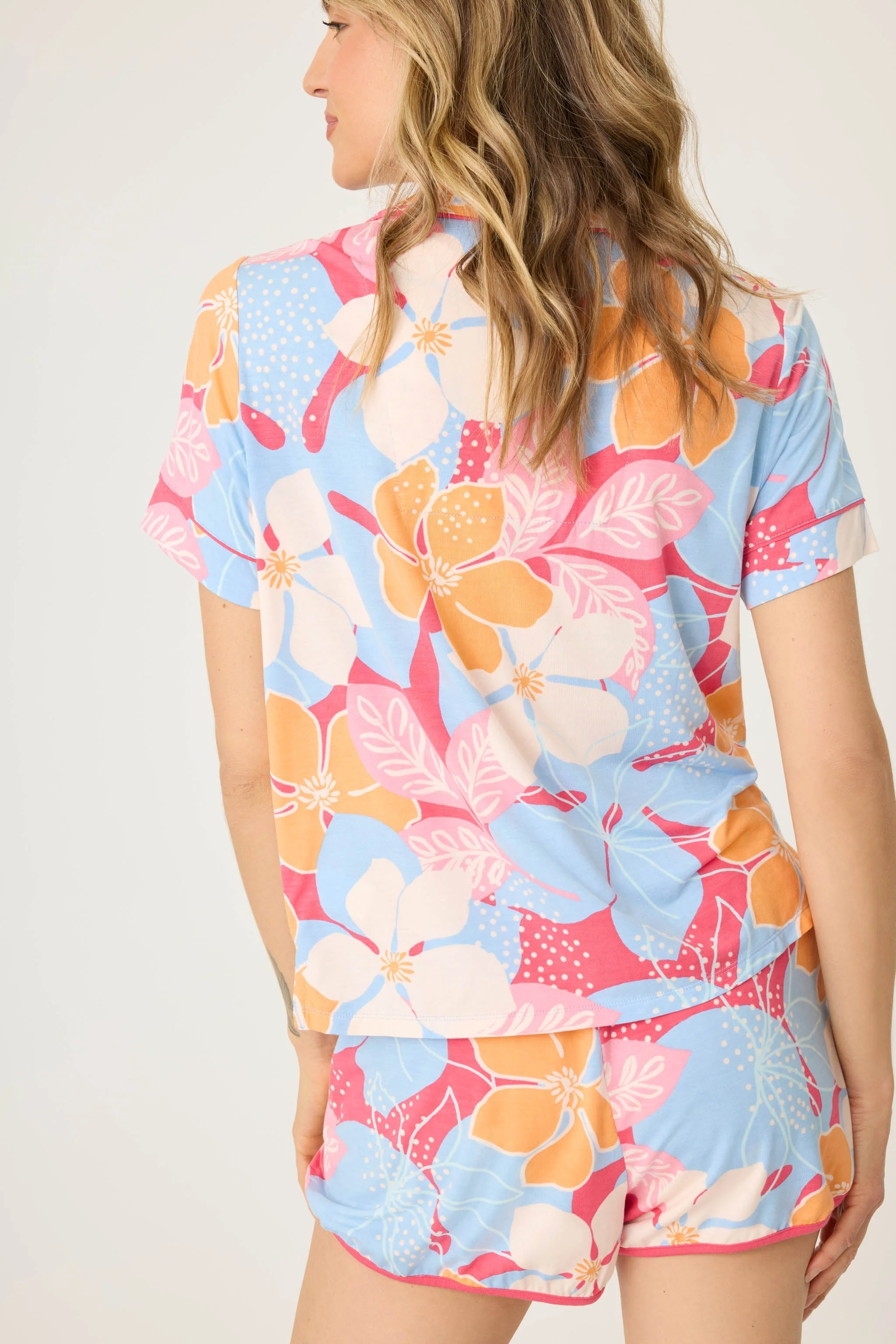 Tropical Dreams Floral Short Sleeve Top - Image 6